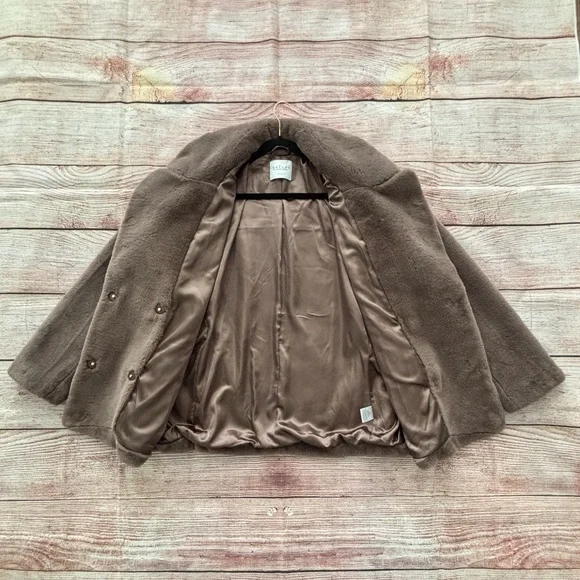 Velvet by Graham & Spencer • Brown Faux Fur Teddy Jacket - Women’s Size Large - Picture 14 of 16